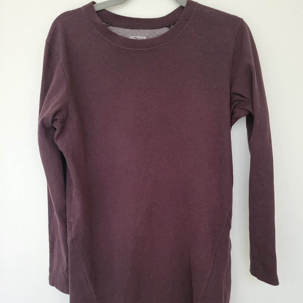 Arc’teryx Sirrus Shirt Longsleeve Dress in Maroon